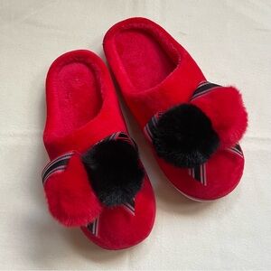 🌺 Red Velvet Slippers Faux Fur Pom‑Poms